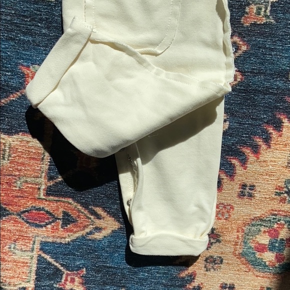 “Be Brave” onesie - Picture 7 of 8